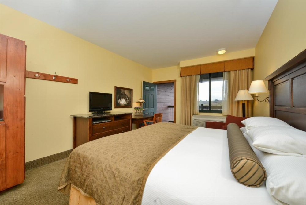 Deluxe King Room